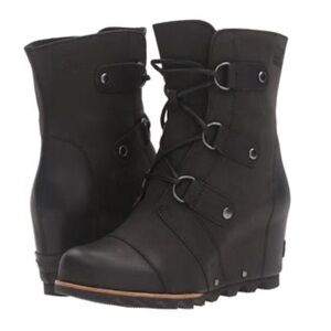 Joan of Artic Wedge II Sorel Boots Sz 6.5